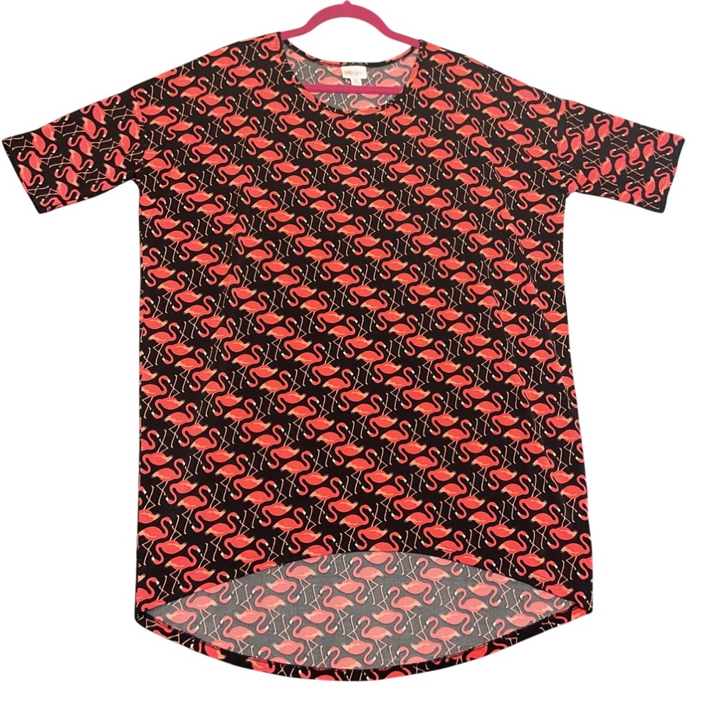 LuLaRoe Tee Blouse Women’s M Pink Flamingo Print Top On Black Pullover Short